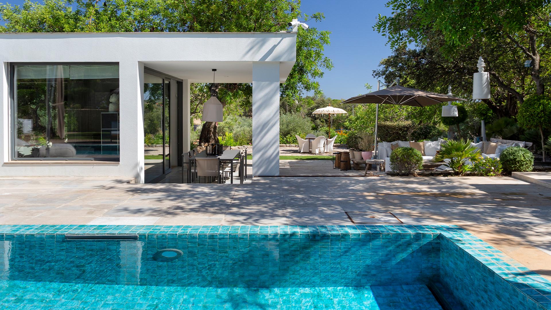 jutta-07-23--0027-country-side-pool-2