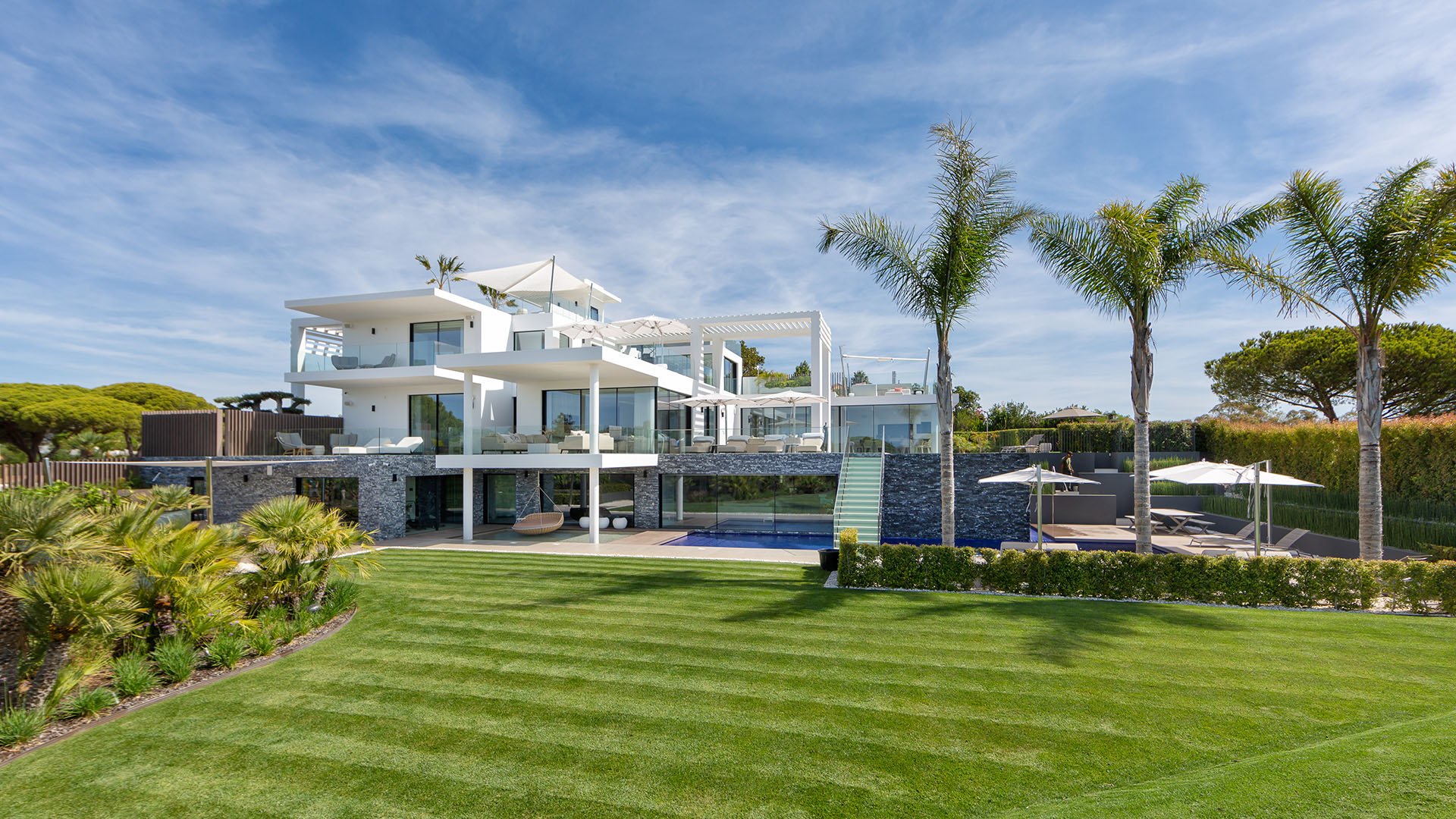 San Lorenzo Exterior (1)