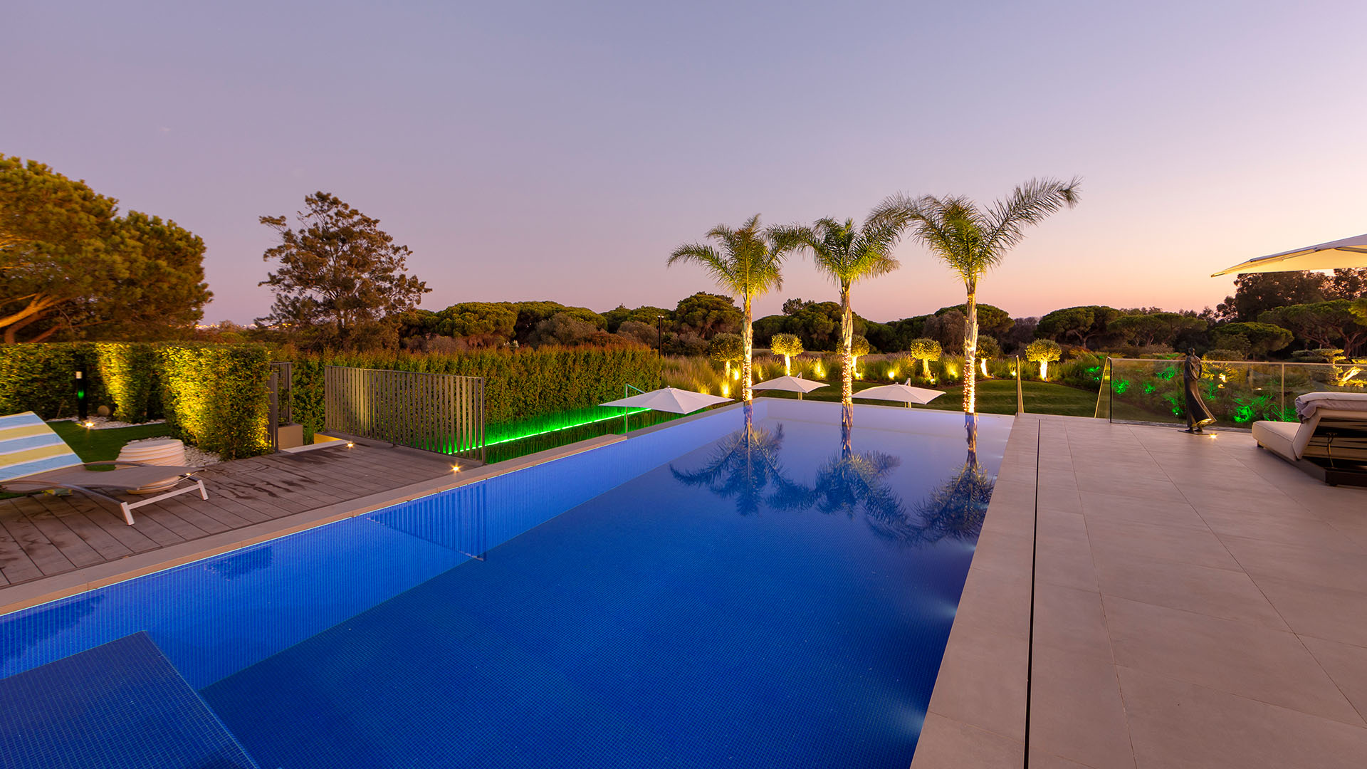 San Lorenzo Exterior (4)