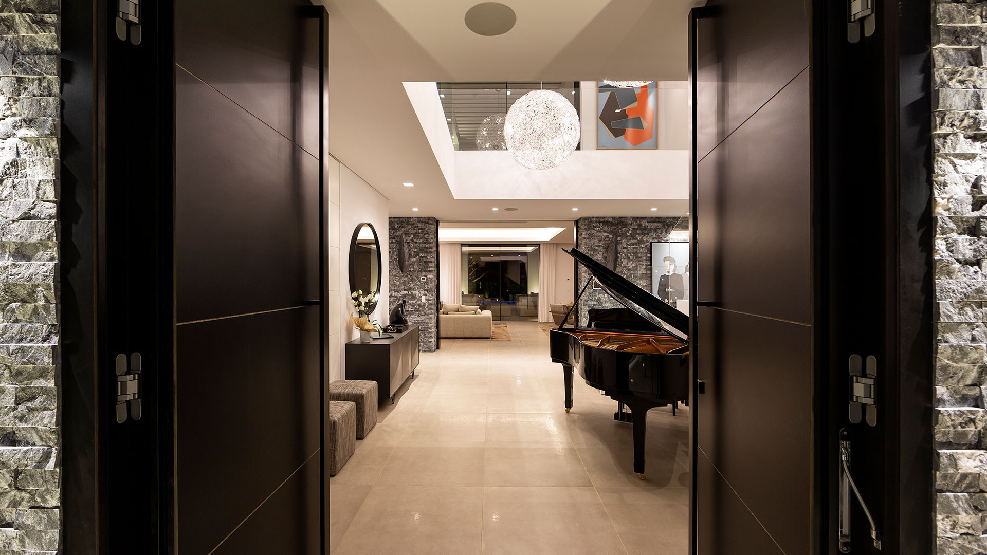 San Lorenzo Interior (3)